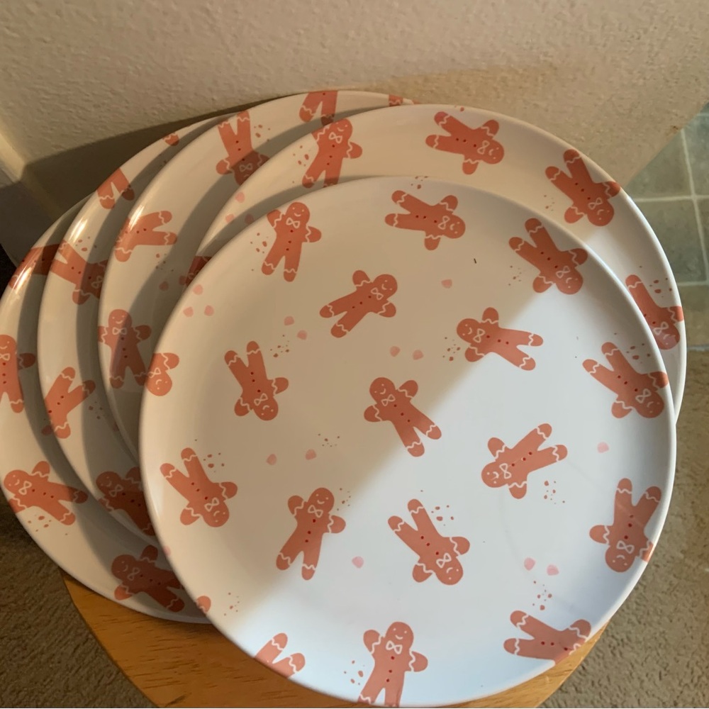 LAST CHANCE! 5 Target Wondershop Gingerbread Plates